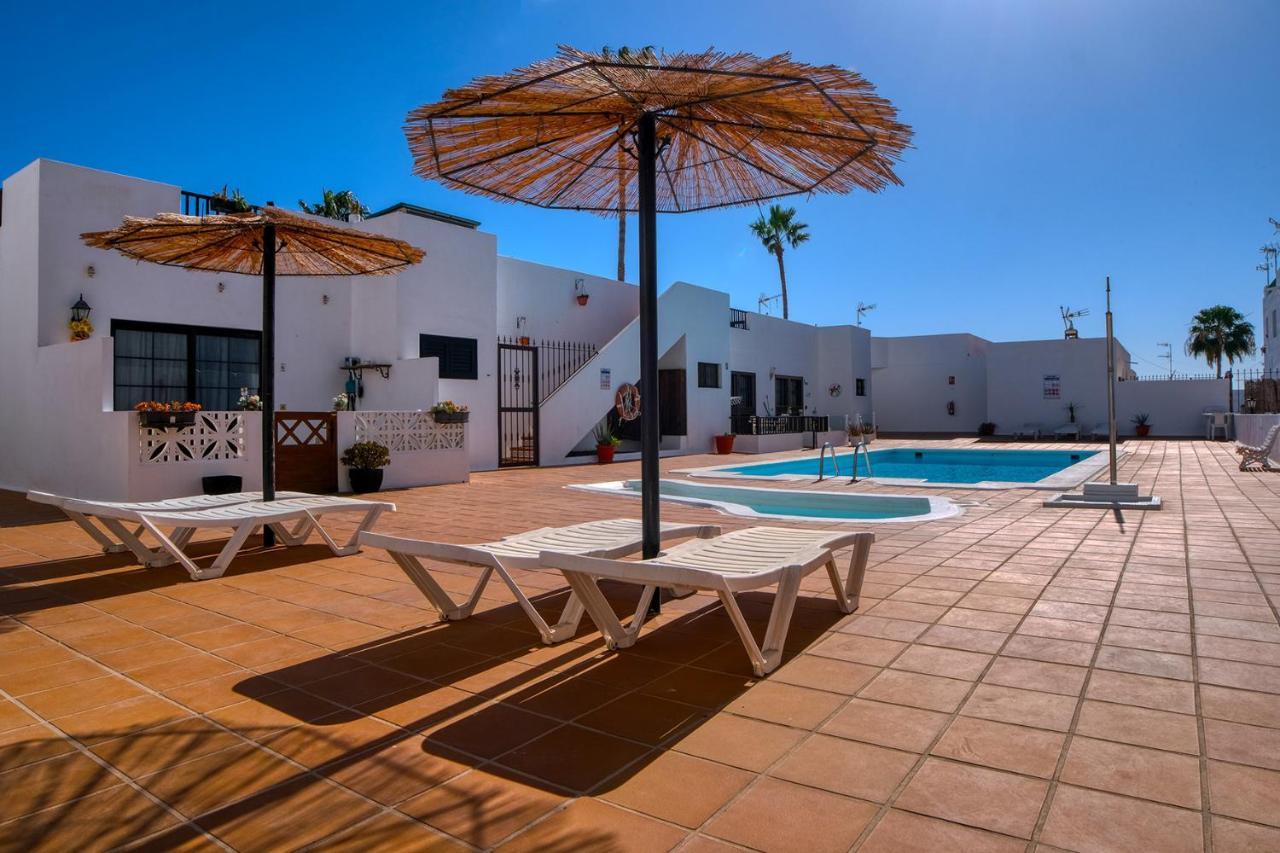 Sea Waves Lanzarote 500m From Playa Grande Big Terrace And Pool Dom wakacyjny