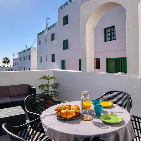 Sea Waves Lanzarote 500M From Playa Grande Big Terrace And Pool Vila Puerto del Carmen  Exterior foto