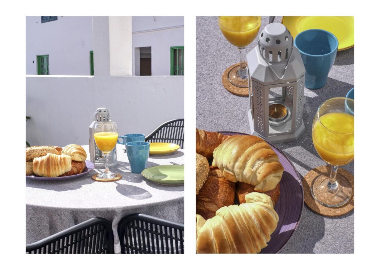 Hébergement de vacances Sea Waves Lanzarote 500m From Playa Grande Big Terrace And Pool *